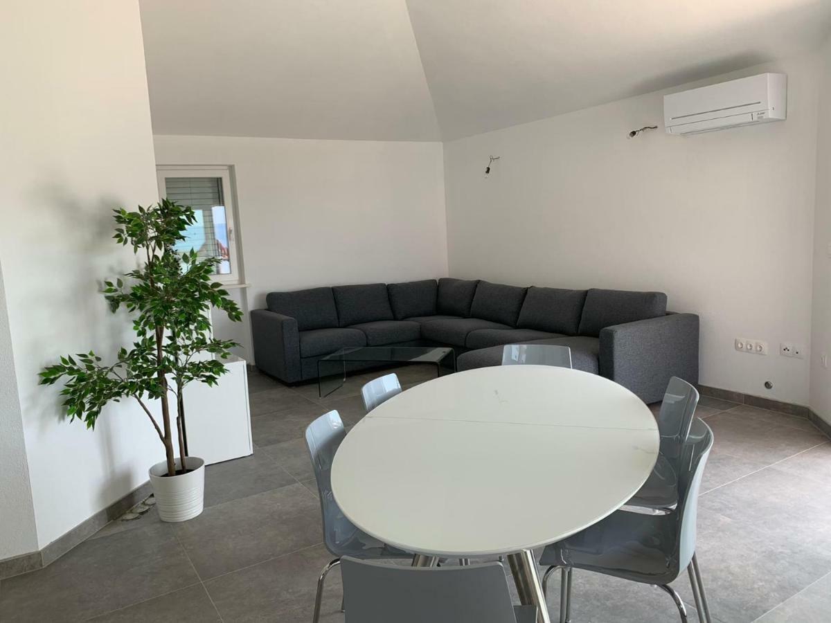 Valjan Apartmani Trogir Kültér fotó